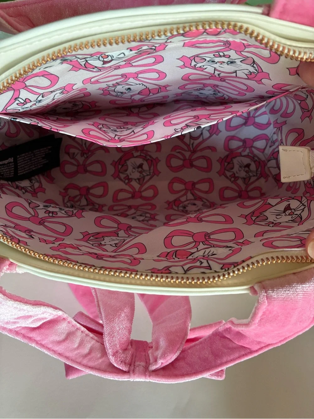 Loungefly Disney Aristocats Marie Pink Velvet Bow Tote Crossbody Handbag